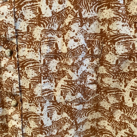 RUE SAINT PATRICK. Cotton & Linen Blend. Zebra pattern. Size Large Modern fit - Picture 5 of 5